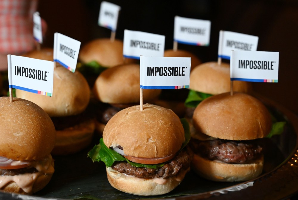 Image: Impossible Burger CES