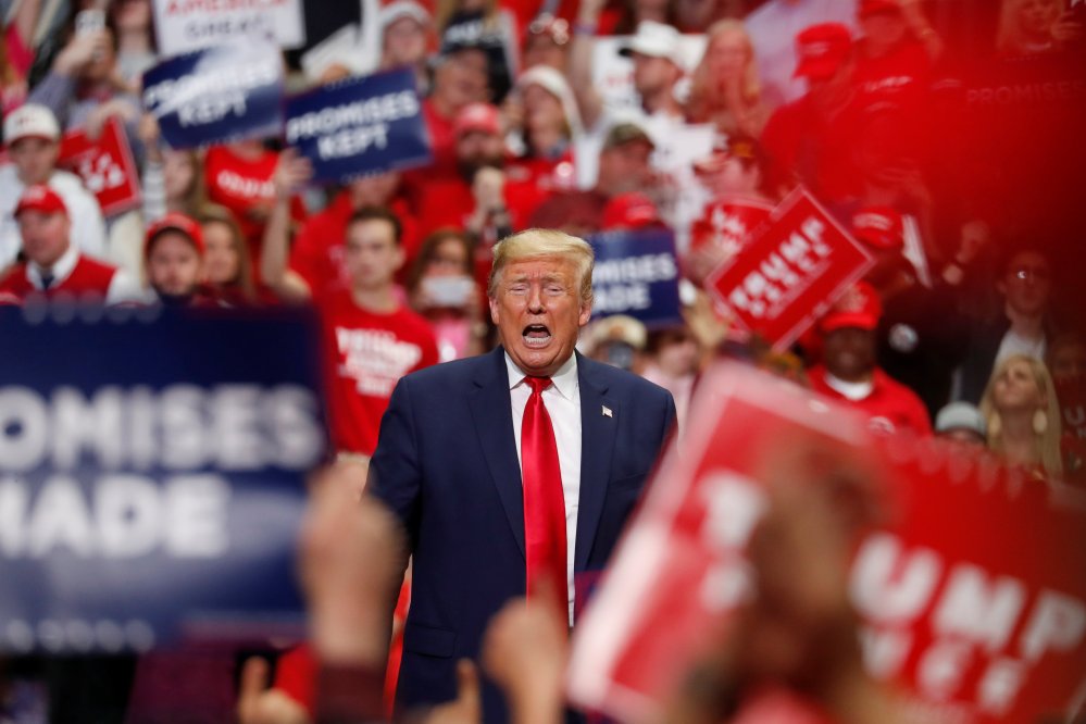 Image: U.S. President Donald Trump speaks at a campaign rally in Charlotte
