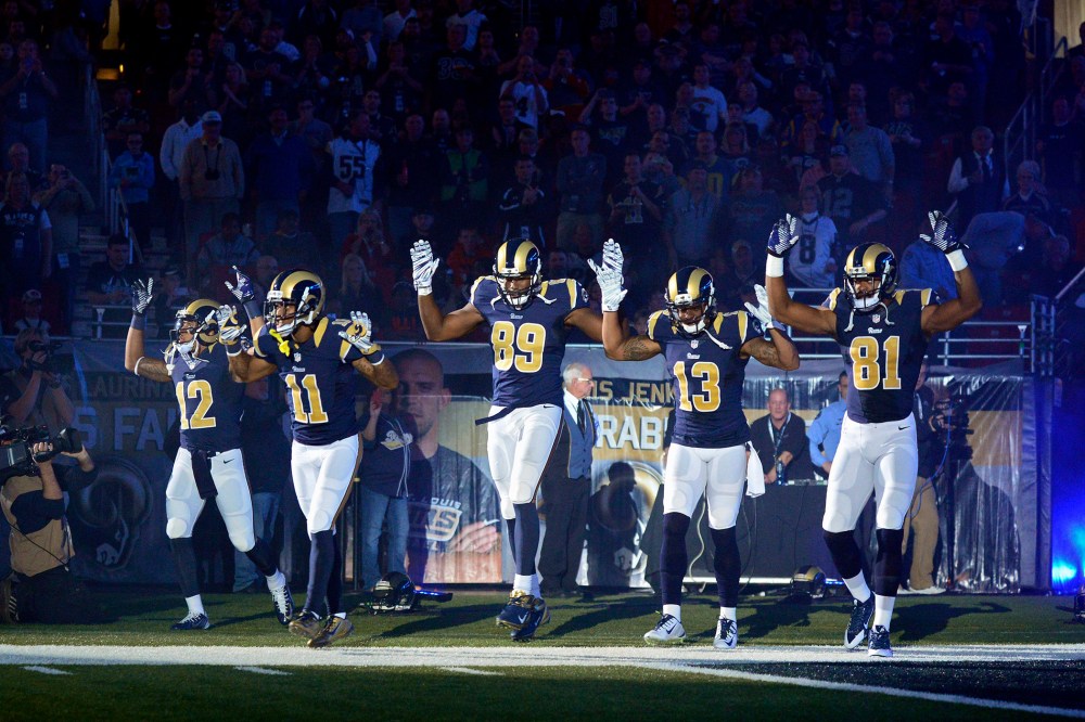 Image: NFL: Oakland Raiders at St. Louis Rams