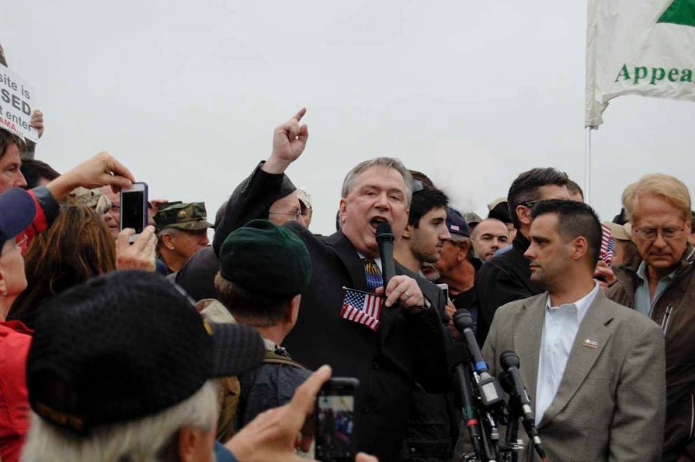 Congressman Steve Stockman, R-Texas, addresses protesters at the World War II Memorial in Washington, D.C., October 13, 2013.