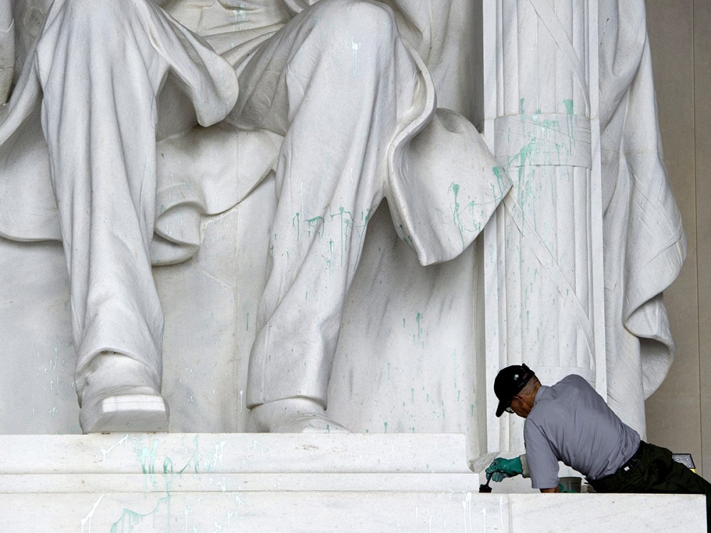 Federal Workers Budget Shutdown - Ned Resnikoff - 09/30/2013