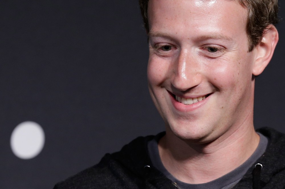 Facebook CEO Mark Zuckerberg speaks at the Newseum September 18, 2013 in Washington, DC.