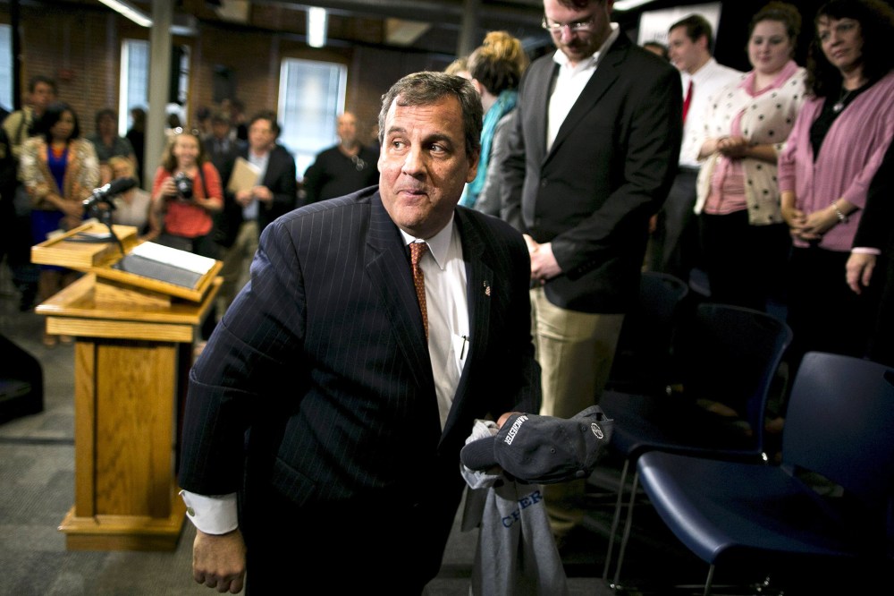 Possible Republican presidential candidate and New Jersey Governor Chris Christie greets supporters after speaking at the University of New Hampshire at Manchester, in Manchester, N.H., May 12, 2015. (Photo by Dominick Reuter/Reuters)