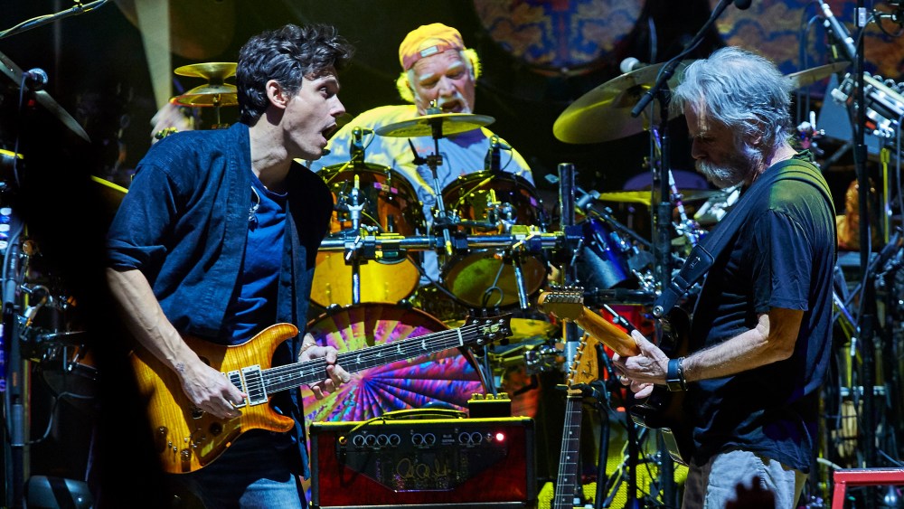 John Mayer, Bill Kreutzmann , Bob Weir of Dead & Company in concert at New York's Madison Square Garden in 2015.