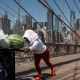 Heat Wave Weather brooklyn bridge fruit vendor
