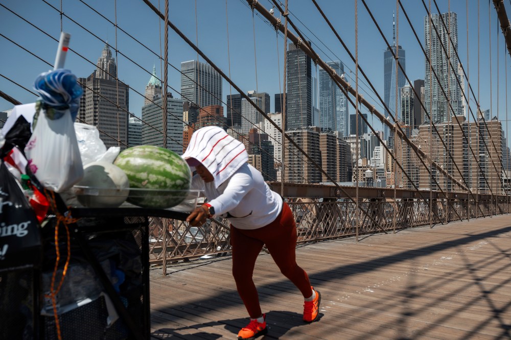 Heat Wave Weather brooklyn bridge fruit vendor