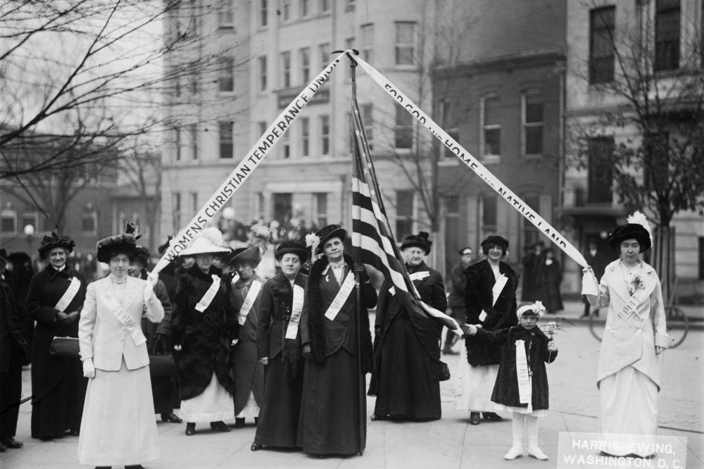 Members of the Woman's Christian Temperance Union (WCTU) march in Washington DC in 1909.
