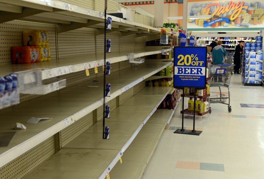 Shelves at Krogers remain empty after running out of water in Kanawha City a neighborhood of Charleston on January 10, 2014 in Charleston, West Virginia.