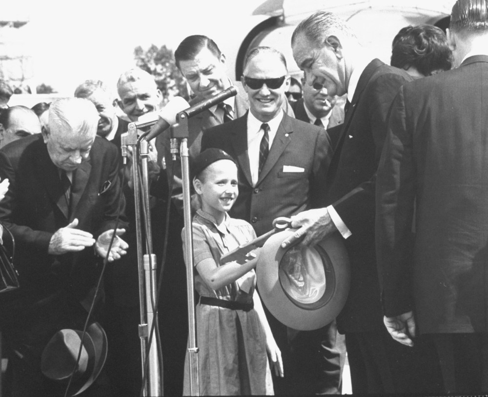 President Lyndon B. Johnson (3R) w. Girl Scout (C) during 6 state poverty tour and w. Gov. Frank C. Clement (R) and Franklin D. Roosevelt (L) on May 1, 1964.