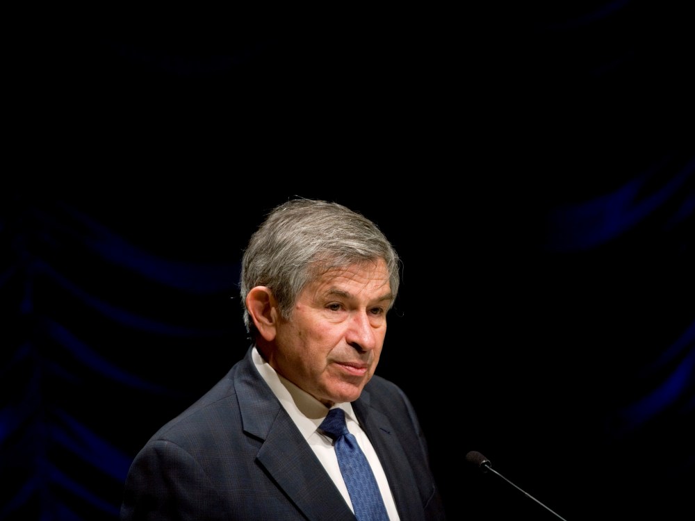 Paul Wolfowitz Attends World Bank Business Group Meeting