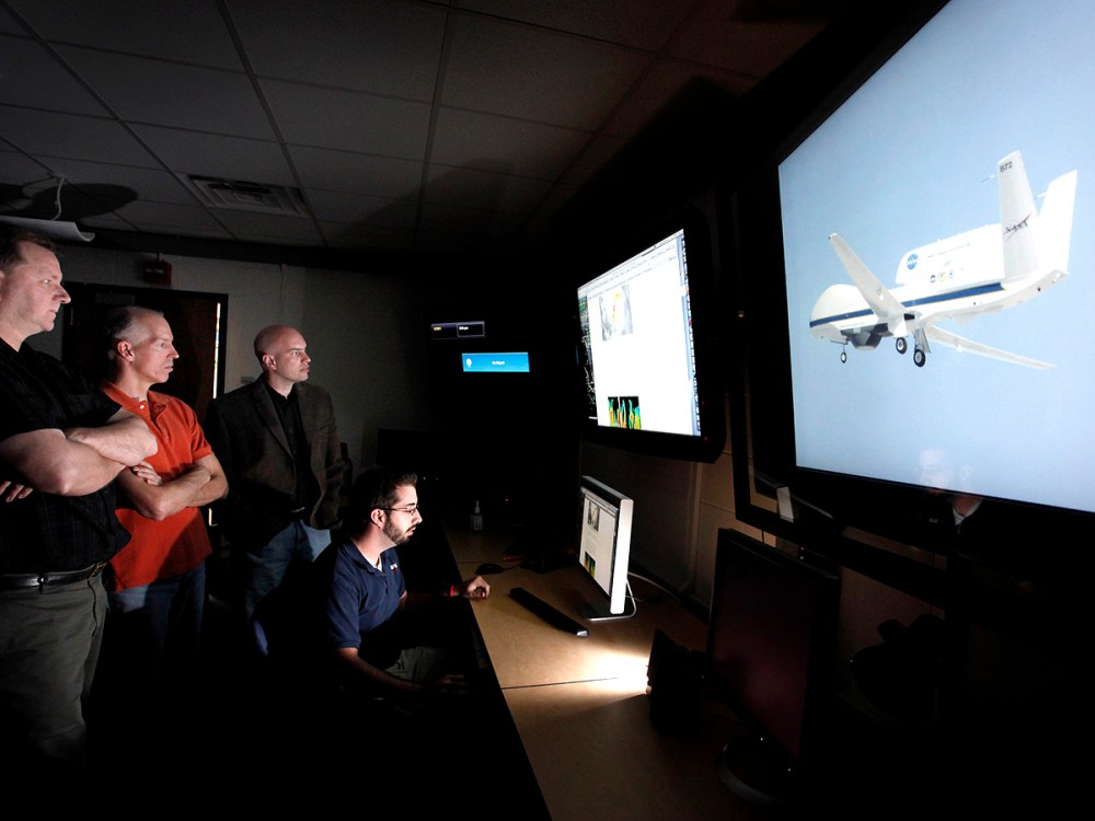 Exchange-HurricaneWatchers