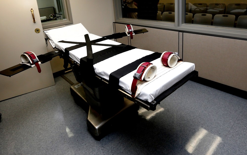 The gurney in the the execution chamber at the Oklahoma State Penitentiary in McAlester, Okla. (Photo by Sue Ogrocki/AP)