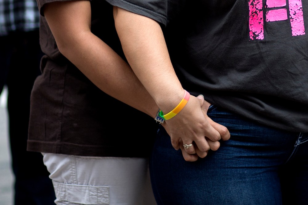 VALSRIE TORRES, LISA POLE