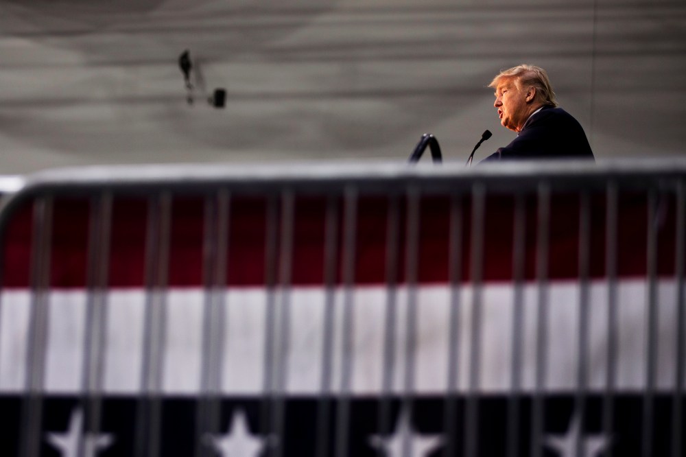 Republican presidential candidate Donald Trump speaks during a campaign event at Plymouth State University, Feb. 7, 2016, in Plymouth, N.H. (Photo by David Goldman/AP)