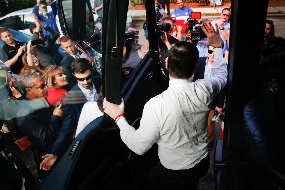 Republican presidential candidate, Sen. Marco Rubio, R-Fla. waves after visiting the Melao Bakery in Kissimmee, Fla., March 8, 2016. (Photo by Paul Sancya/AP)