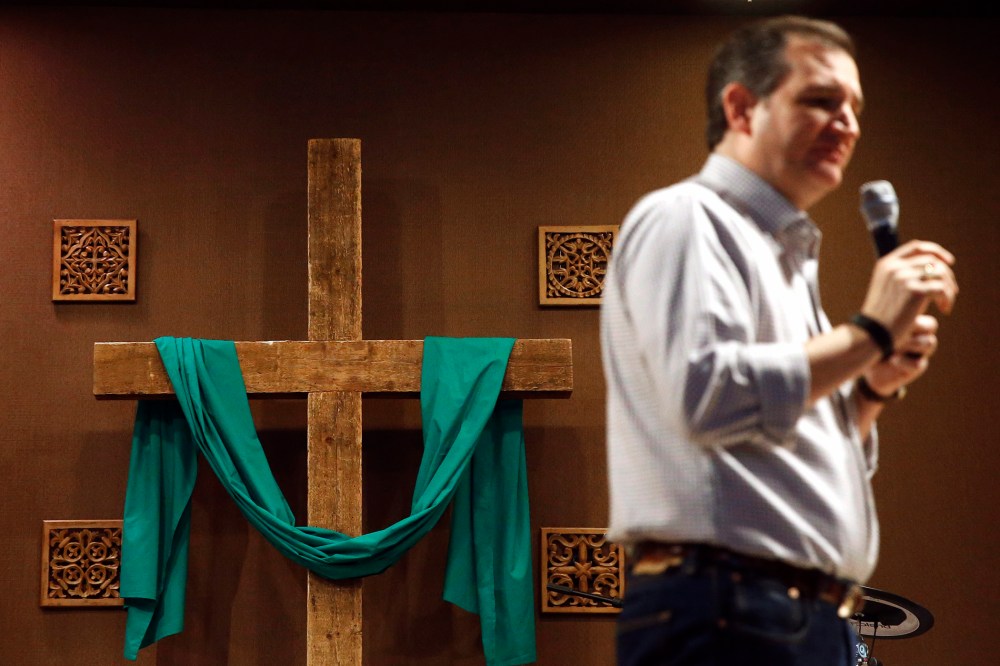 Republican presidential candidate, Sen. Ted Cruz, R-Texas speaks during a town hall at Praise Community Church in Mason City, Iowa, Jan. 8, 2016. (Photo by Patrick Semansky/AP)