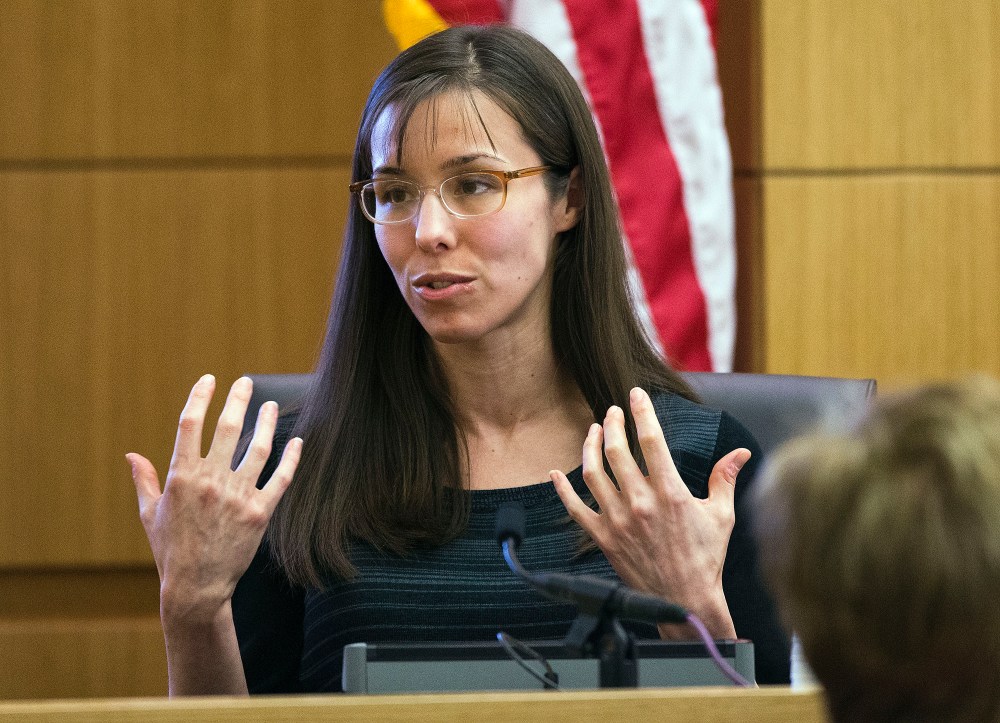 FILE - This March 5, 2013 file photo shows Jodi Arias gesturing toward the jury, in Maricopa County Superior Court in Phoenix.  Arias is on trial for the murder of Travis Alexander in 2008.  Arias lied repeatedly throughout her evaluation conducted by...