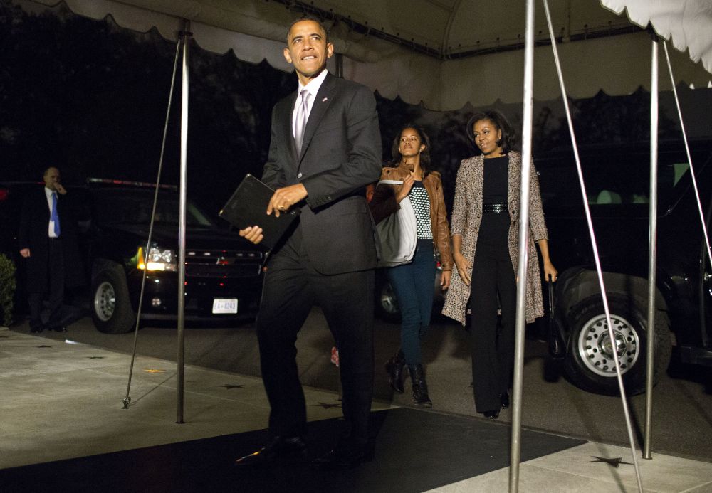 Barack Obama and familyPresident Barack Obama returns to the White House following re-election, Washington DC, America - 07 Nov 2012President Barack Obama and family returns to the White House after winning re-election. (Rex Features via AP Images)