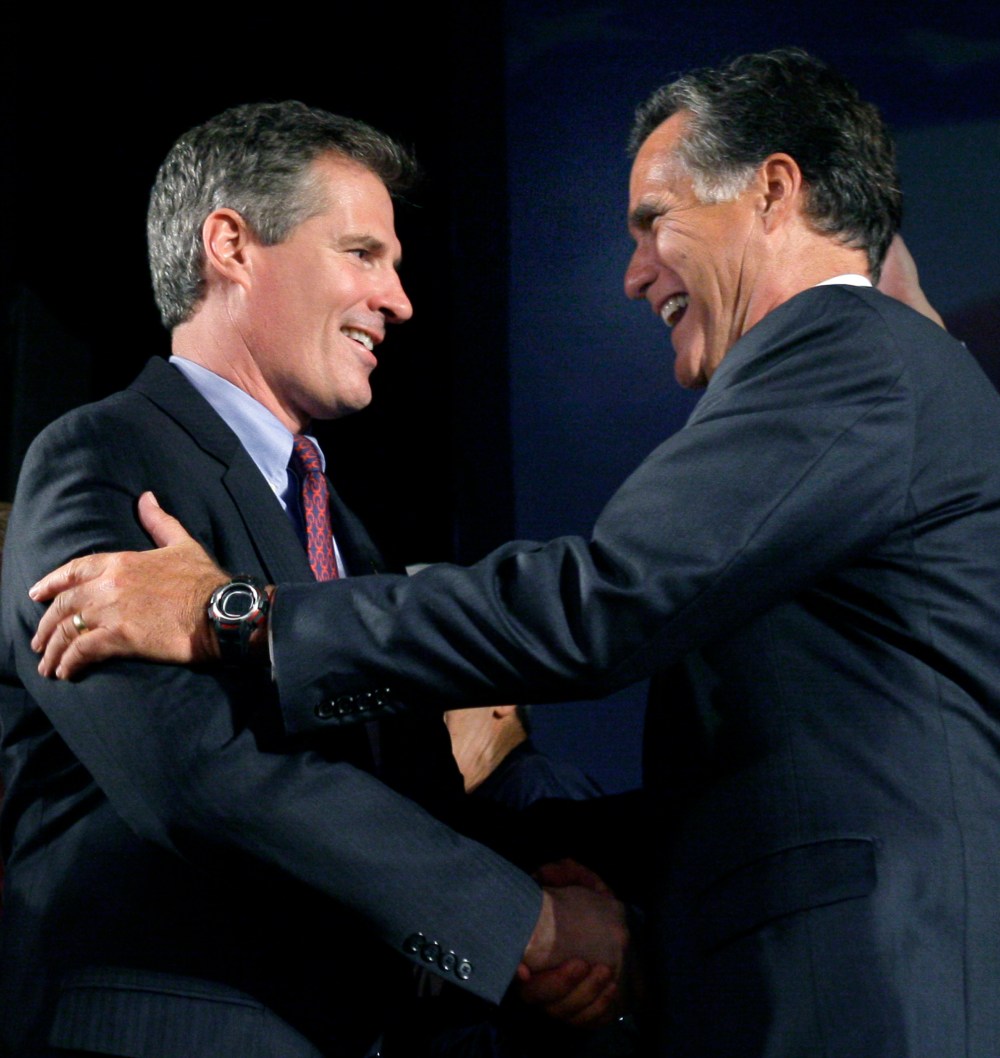 Scott Brown, Mitt Romney