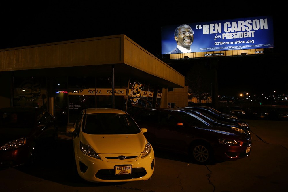 A Ben Carson campaign billboard is seen in Des Moines, Iowa, Nov. 15, 2015. (Photo by Alex Wong/Getty)