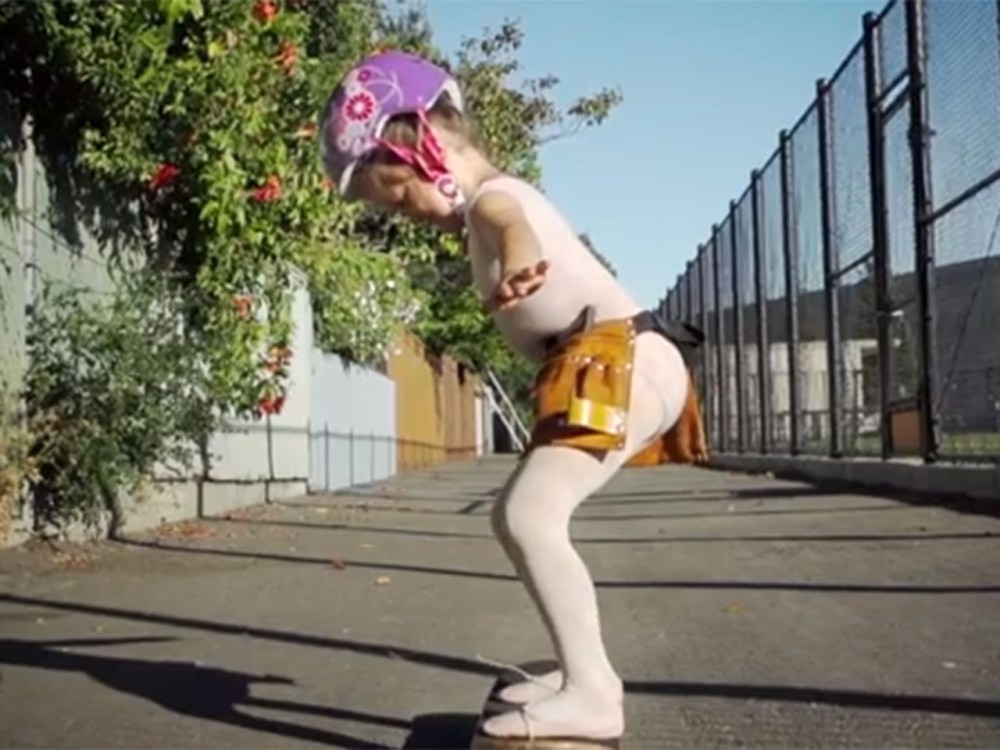 Screen capture from GoldieBlox web advertisement.