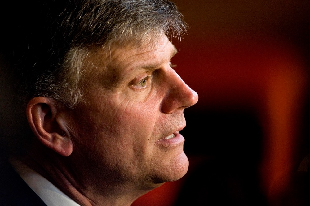 Franklin Graham speaks during a tour of the Billy Graham Library before a dedication service on the campus of the Billy Graham Evangelistic Association in Charlotte, N.C., May 31, 2007. (Photo by Chris Keane/Reuters)
