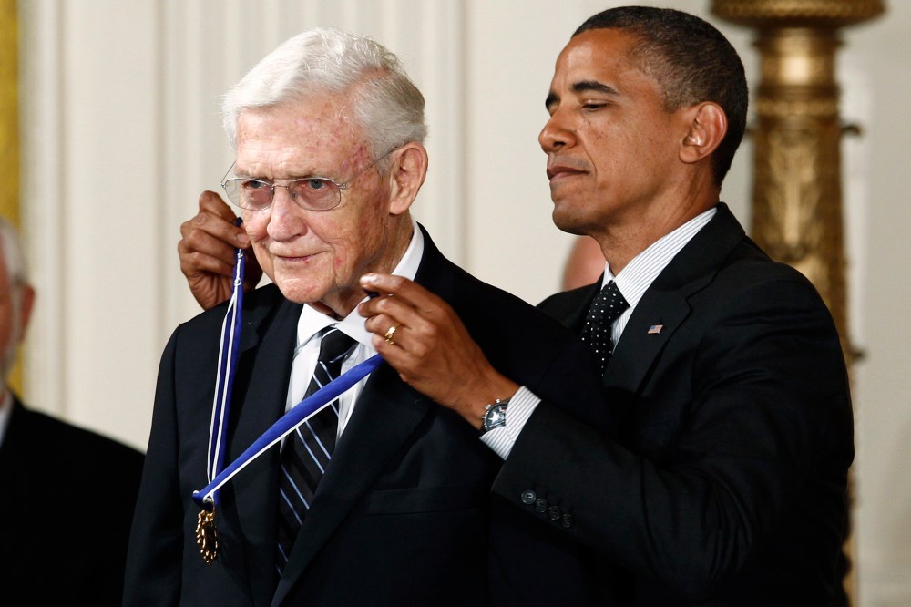 President Barack Obama awards a 2012 Presidential Medal of Freedom to former U.S. Assistant Attorney General John Doar during a ceremony in Washington, D.C, May 29, 2012. (Photo by Kevin Lamarque/Reuters)