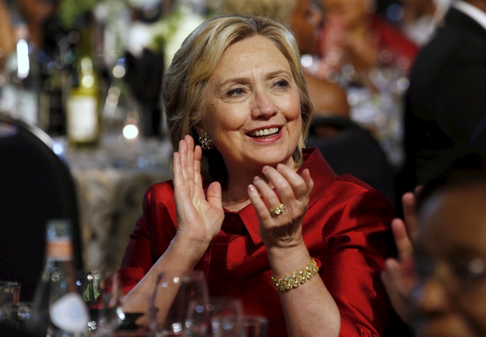 U.S. Democratic presidential candidate Hillary Clinton attends the Congressional Black Caucus Foundation's 45th Annual Legislative Conference Phoenix Awards Dinner in Washington, DC. Sept. 19, 2015. (Photo by Yuri Gripas/Reuters)