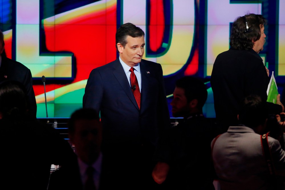 Republican U.S. presidential candidate Senator Ted Cruz walks the stage during a commercial break in the midst of the Republican presidential debate in Las Vegas, Nev., Dec. 15, 2015. (Photo by Mike Blake/Reuters)