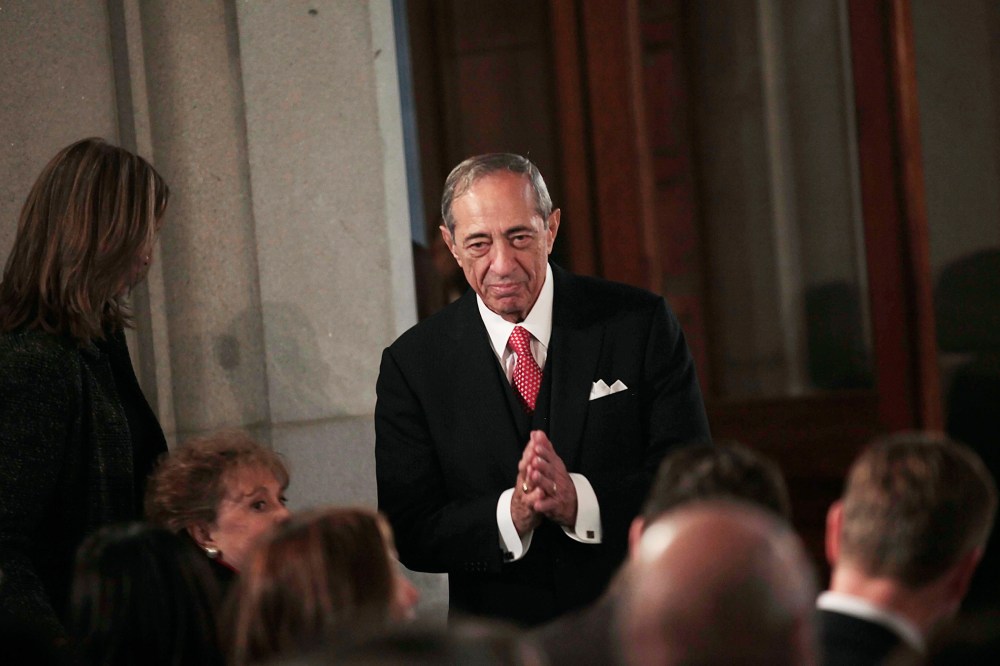 Former New York Governor Mario Cuomo reacts to applause at a swearing-in ceremony for his son, New York Governor Andrew Cuomo, at the Capitol in Albany, N.Y. on Jan. 1, 2011. (Nathaniel Brooks/Pool/Reuters)