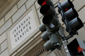 Efforts to revive IRS story keep popping up, failing
