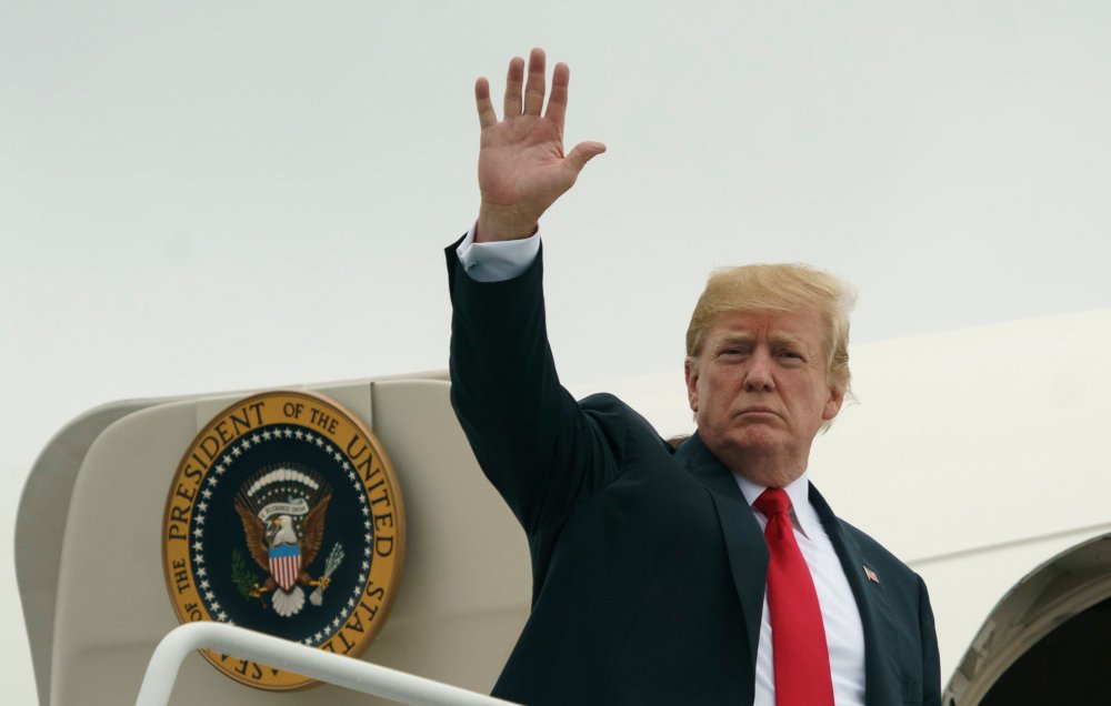 Image: Donald Trump, Melania Trump, Barron Trump