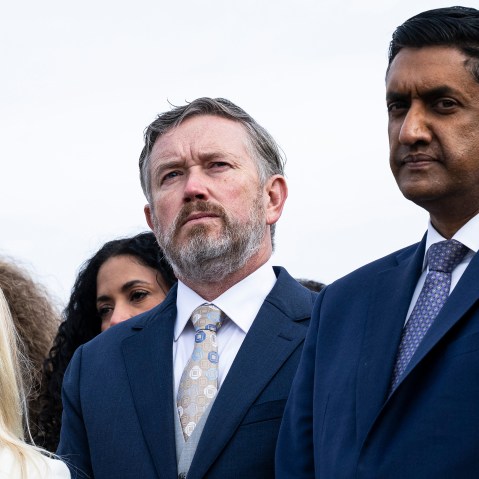 Reps. Massie and Khanna hold a press conference outside of the U.S. Capitol.