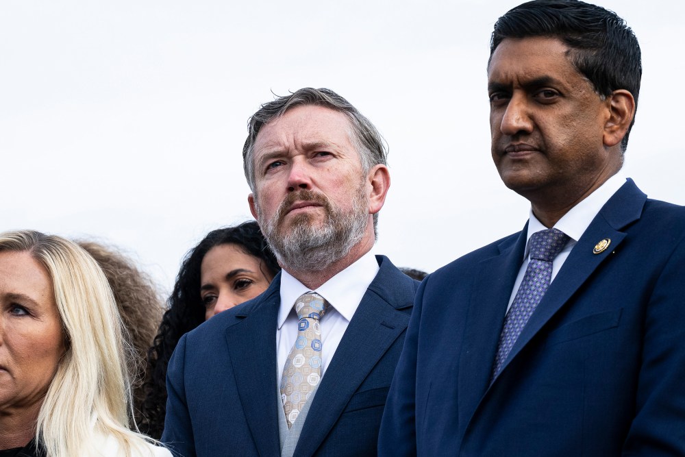 Reps. Massie and Khanna hold a press conference outside of the U.S. Capitol.